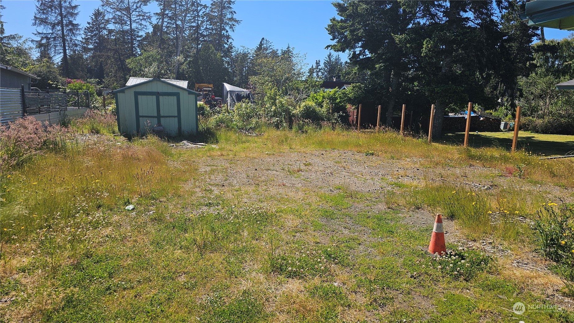 27409 W Street Property Photo 4