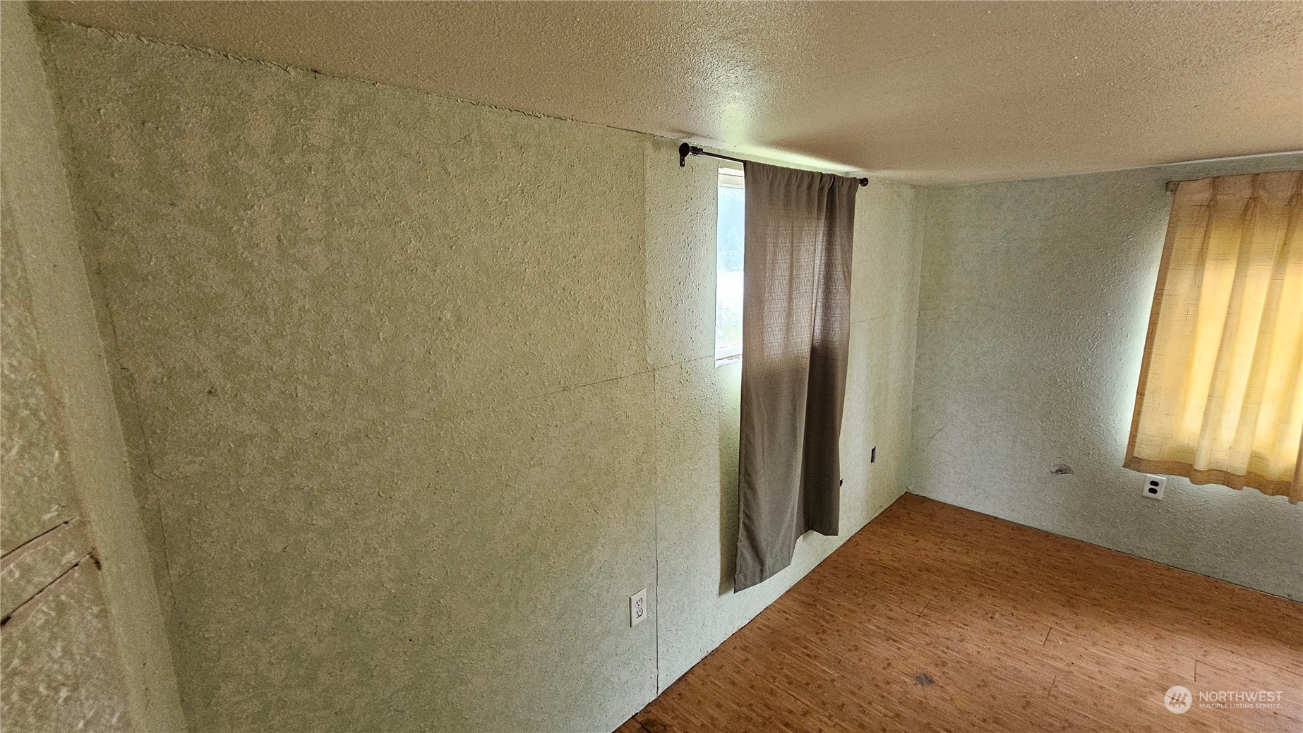 27409 W Street Property Photo 16