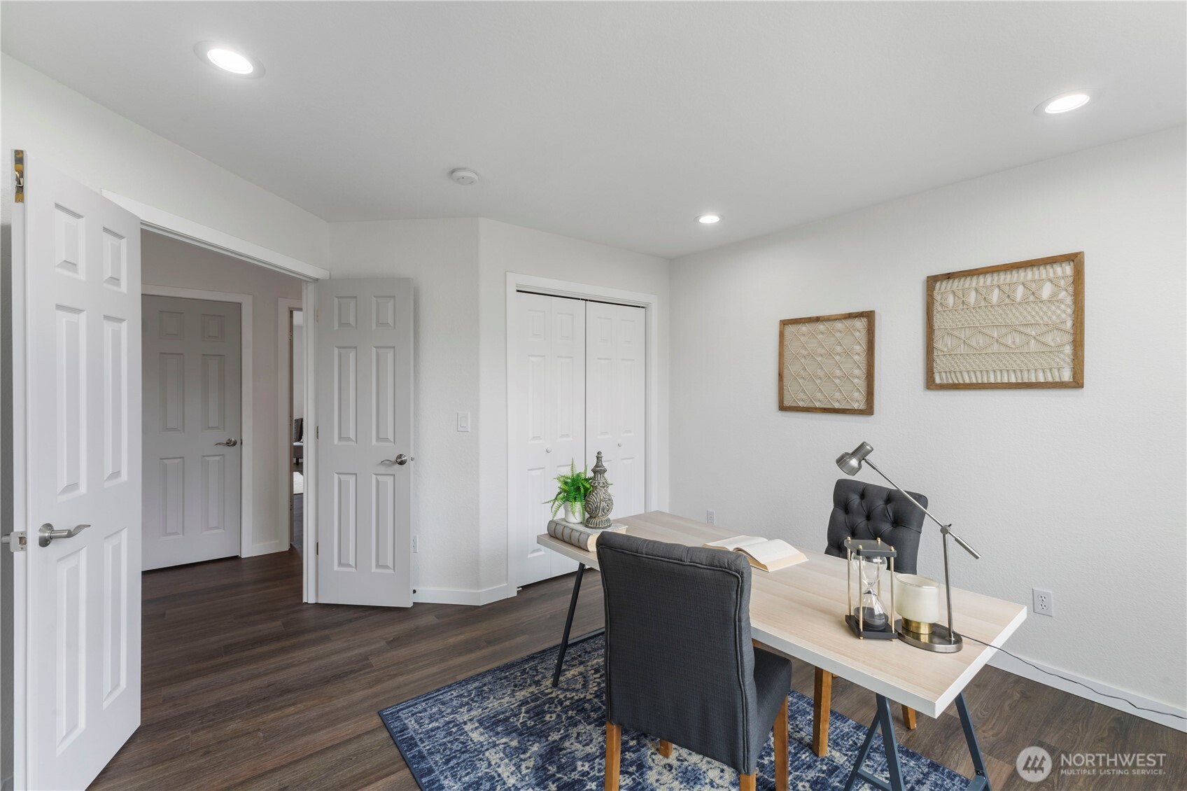 1120 Hill Court Property Photo 17
