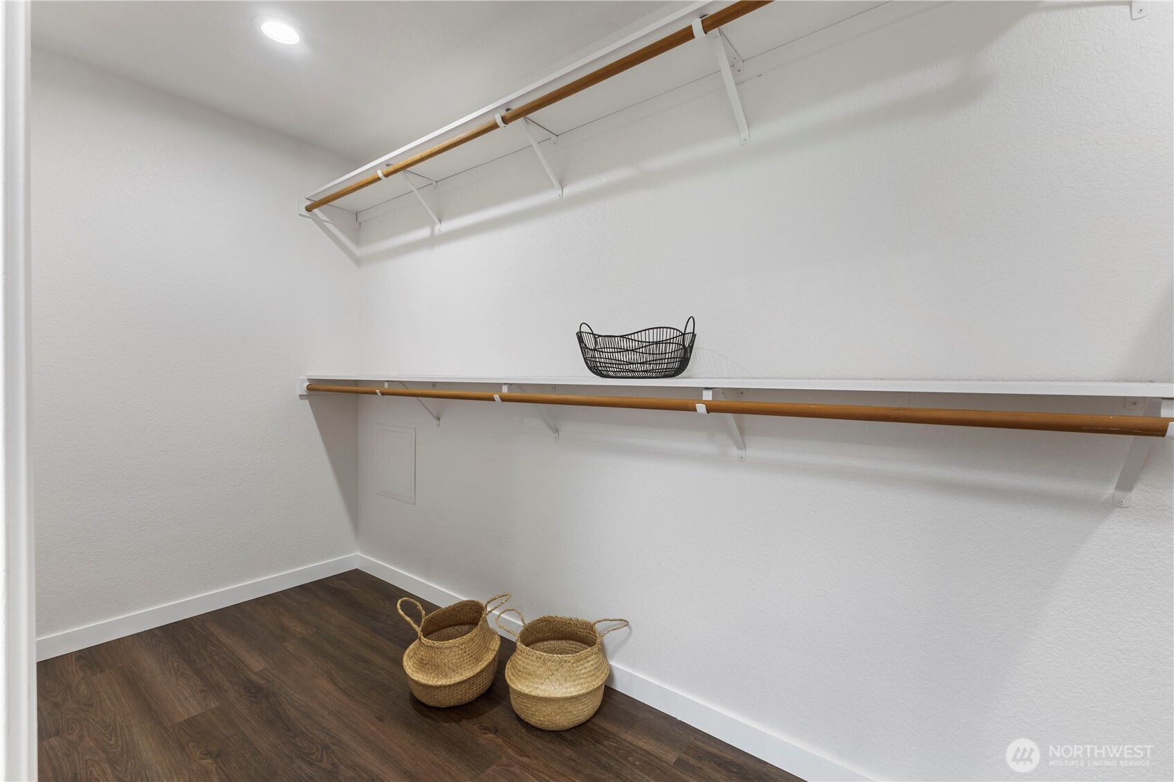 1120 Hill Court Property Photo 27