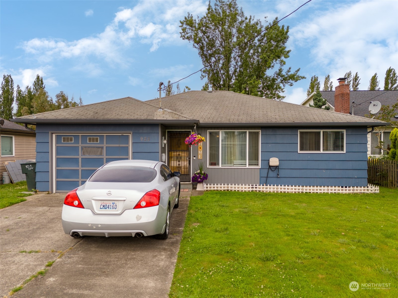 925 33rd Avenue Property Photo