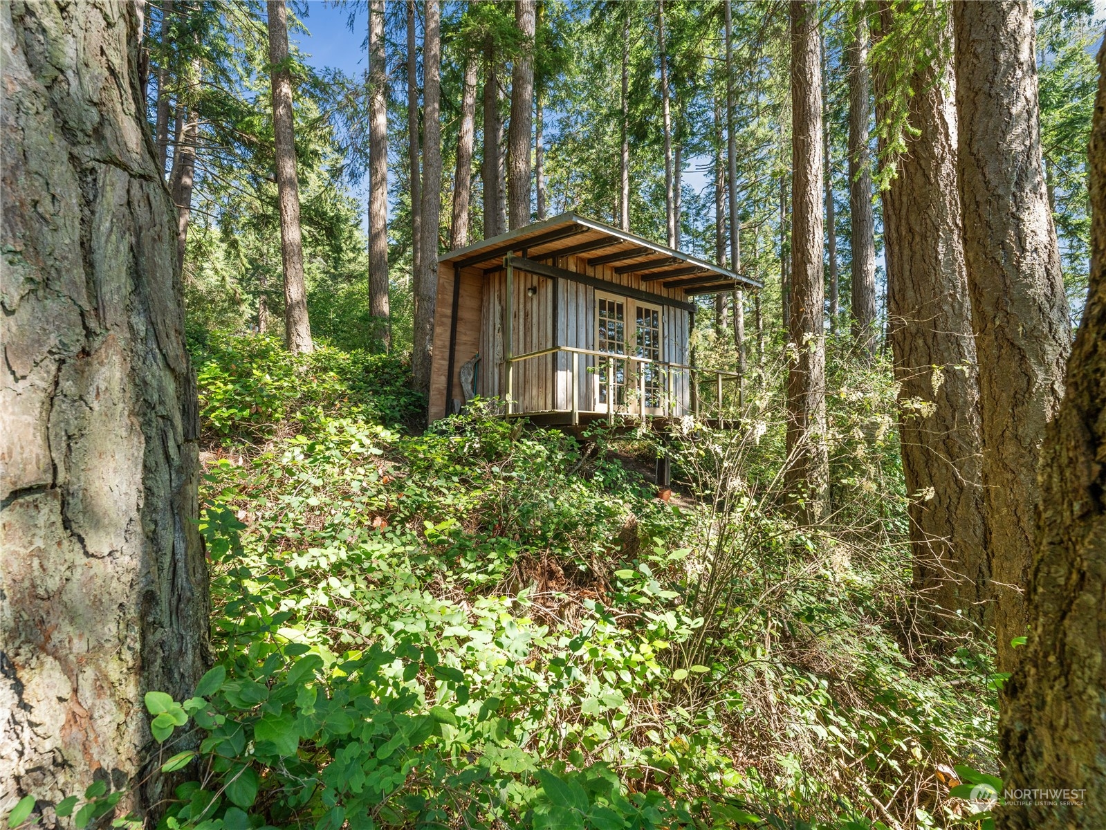 9758 Golden View Trail Property Photo 28