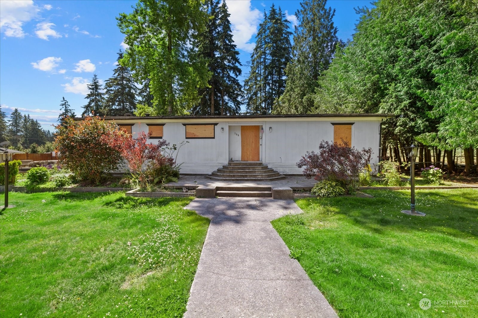 308 120th Street Property Photo 6