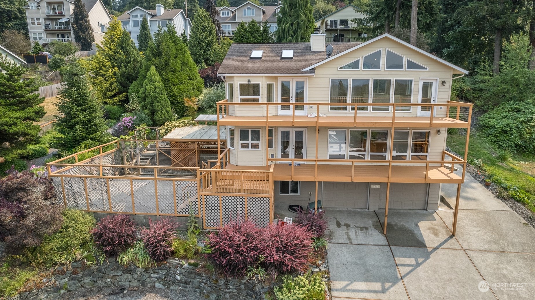 1515 35th Street Property Photo