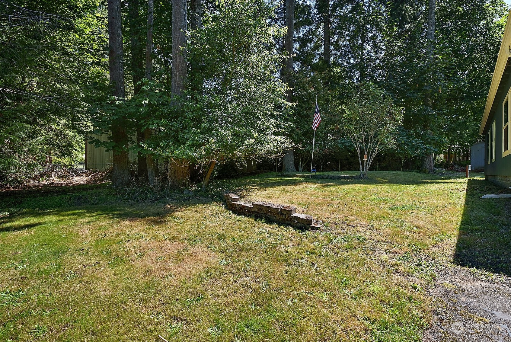 240 E Mclane Drive Property Photo 22