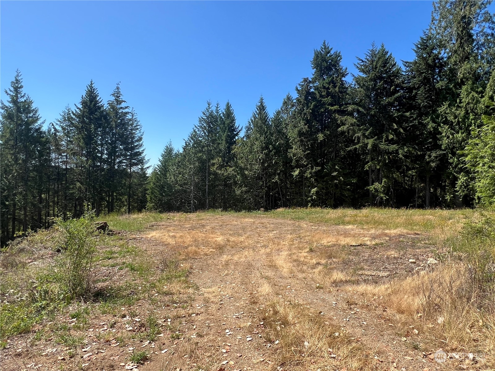 1 Xxxx Mt Jupiter Road Property Photo 8