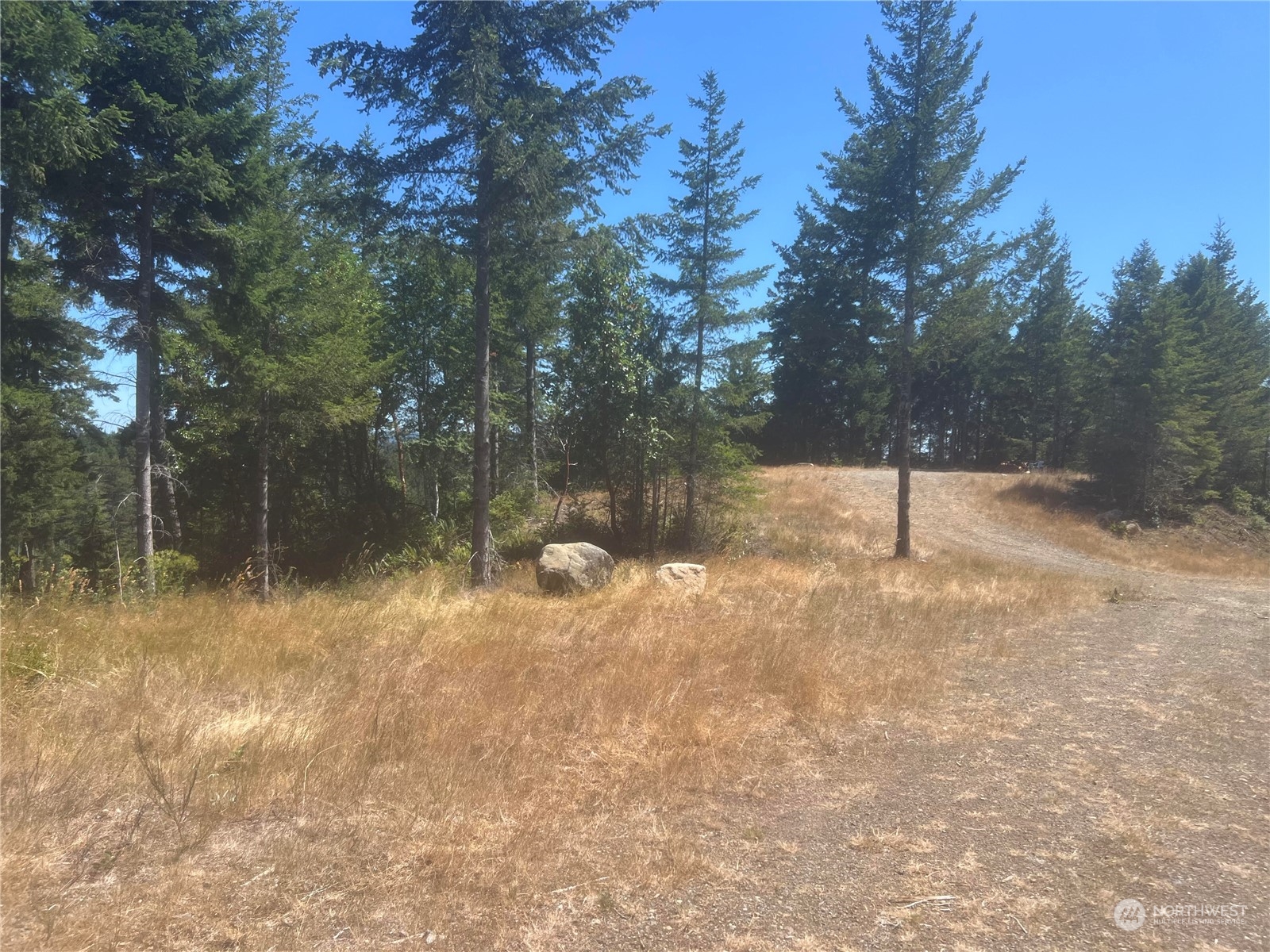 2 Xxxx Mt Jupiter Road Property Photo 6