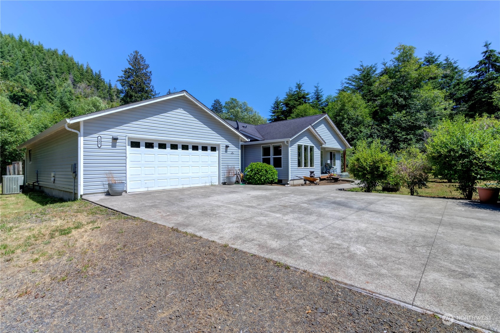 285 North Valley Property Photo