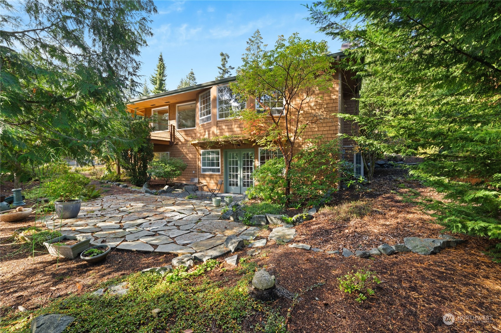 313 Willapa Place Property Photo