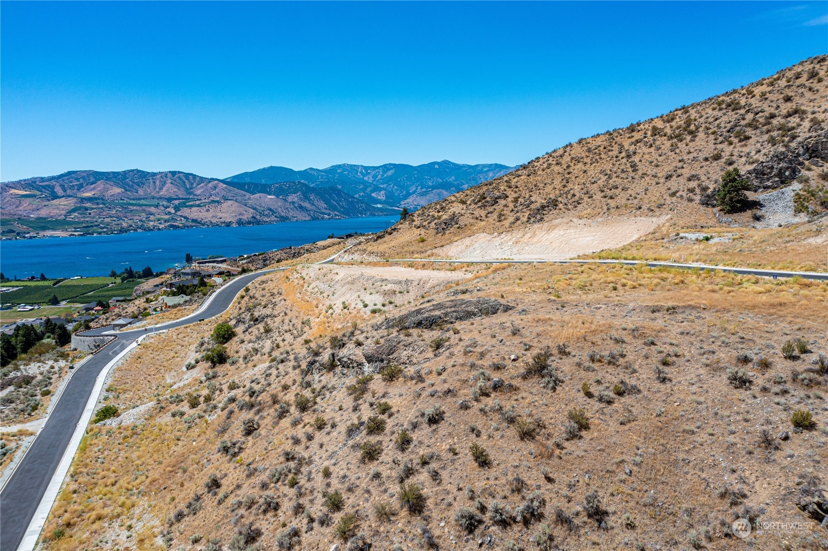 929 Long Drive Property Photo 19