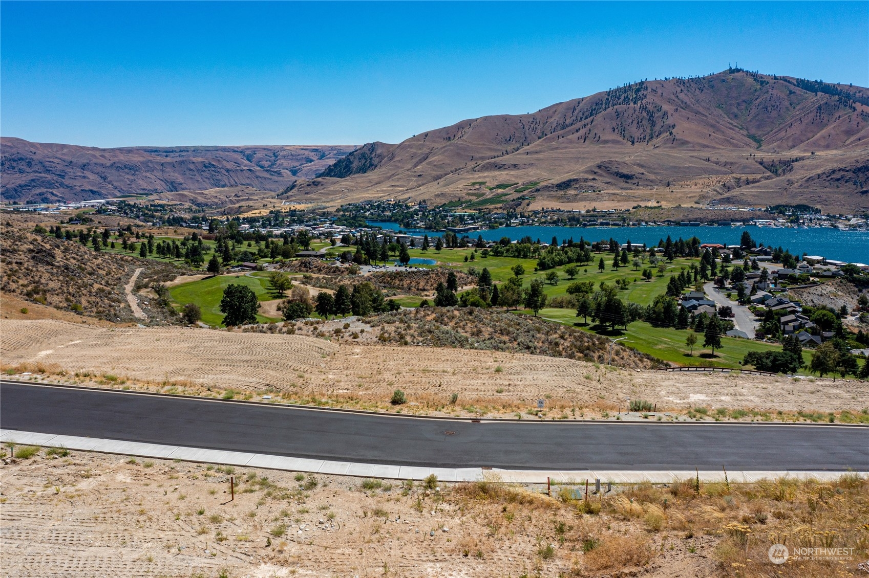 929 Long Drive Property Photo 21