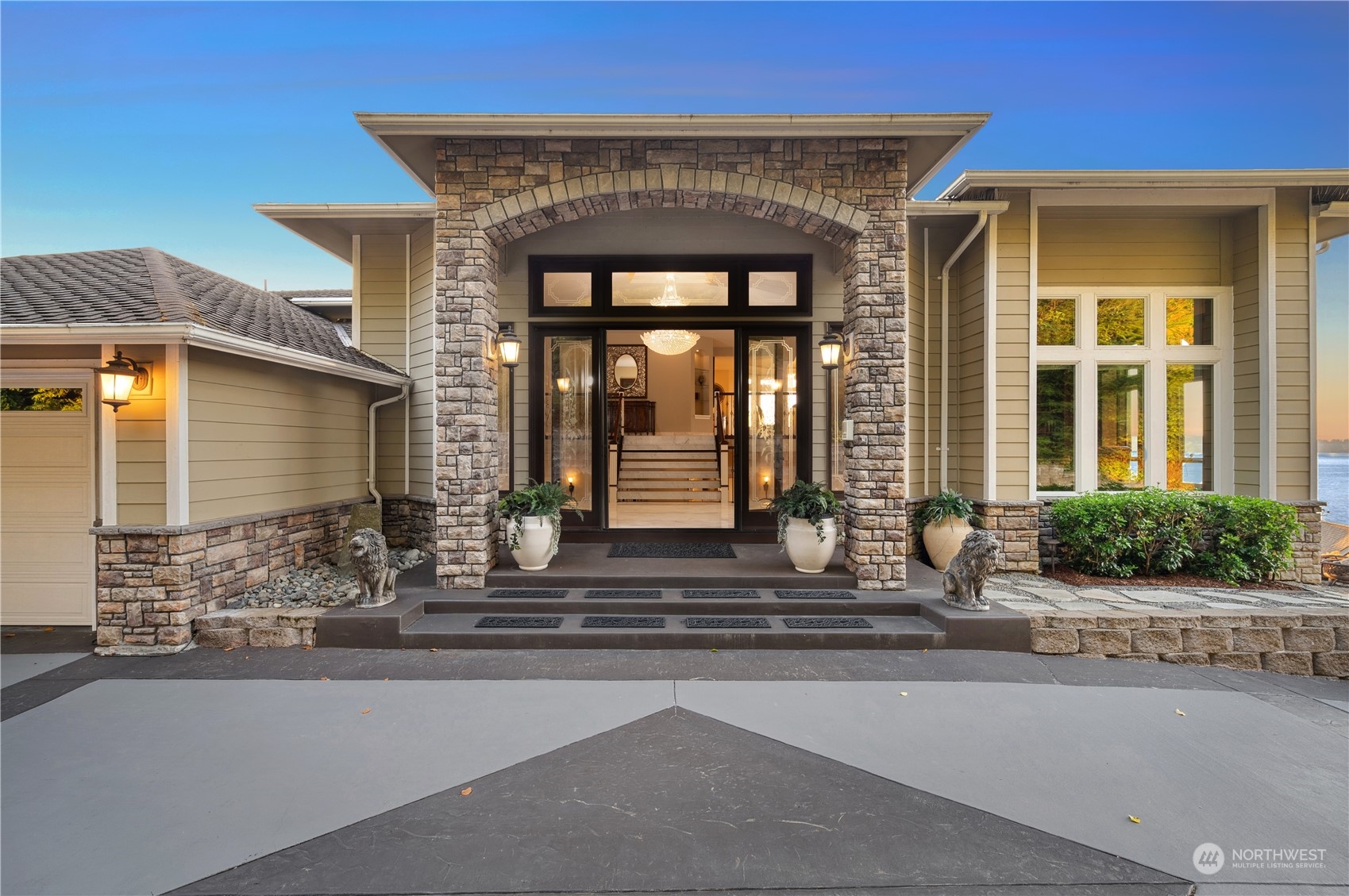 2318 Sunnyside Heights Drive