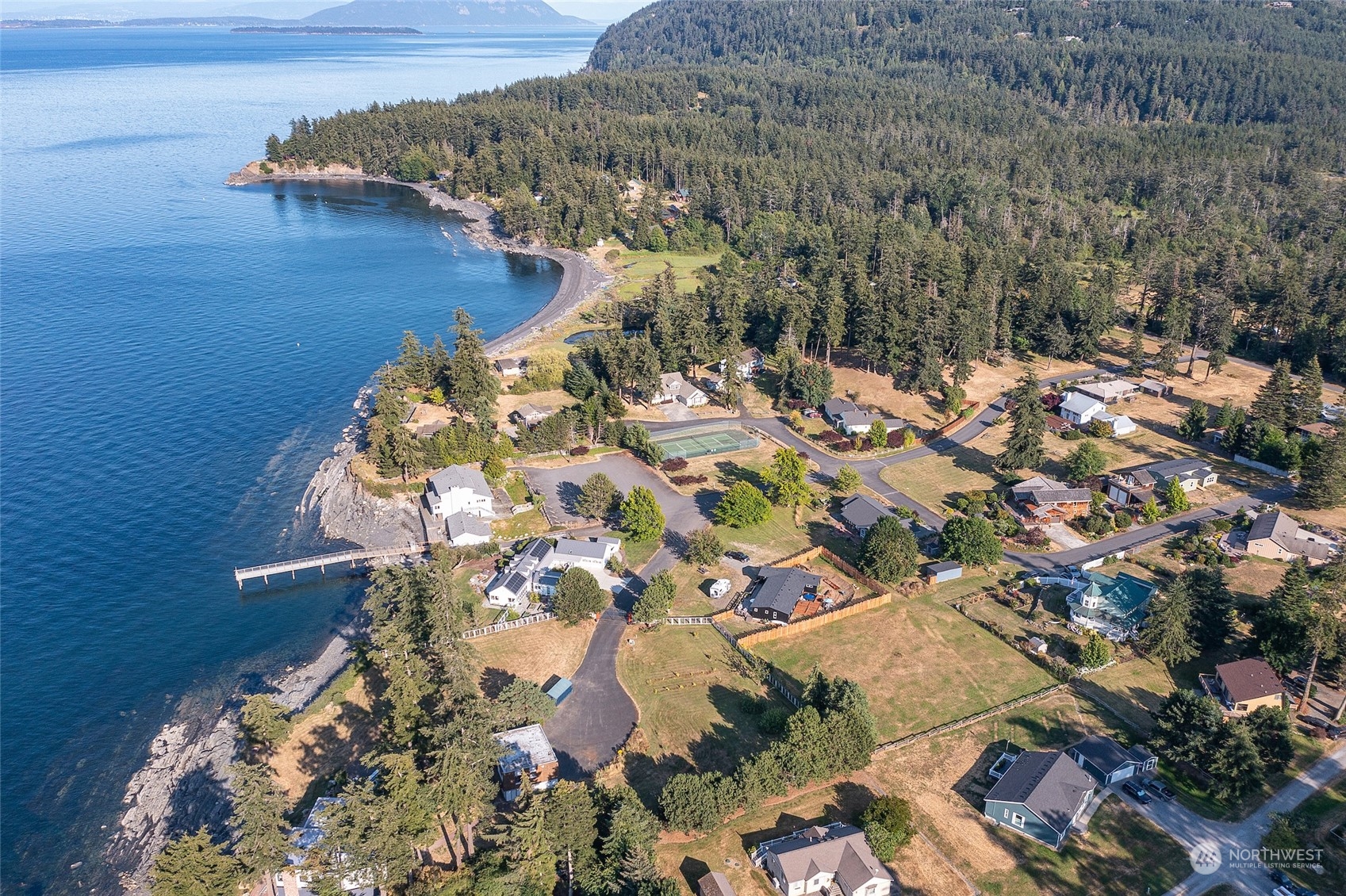 9 Fossil Bay Drive Property Photo 31