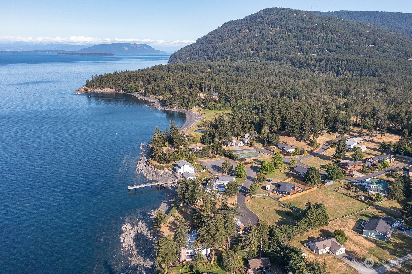 9 Fossil Bay Drive Property Photo 32