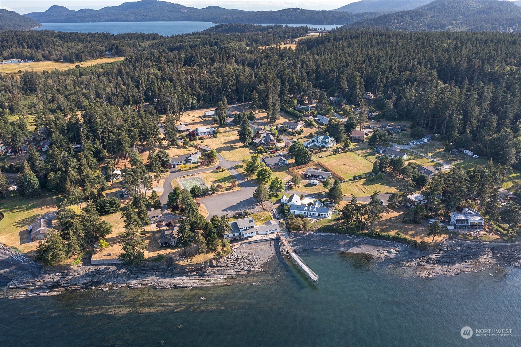 9 Fossil Bay Drive Property Photo 35