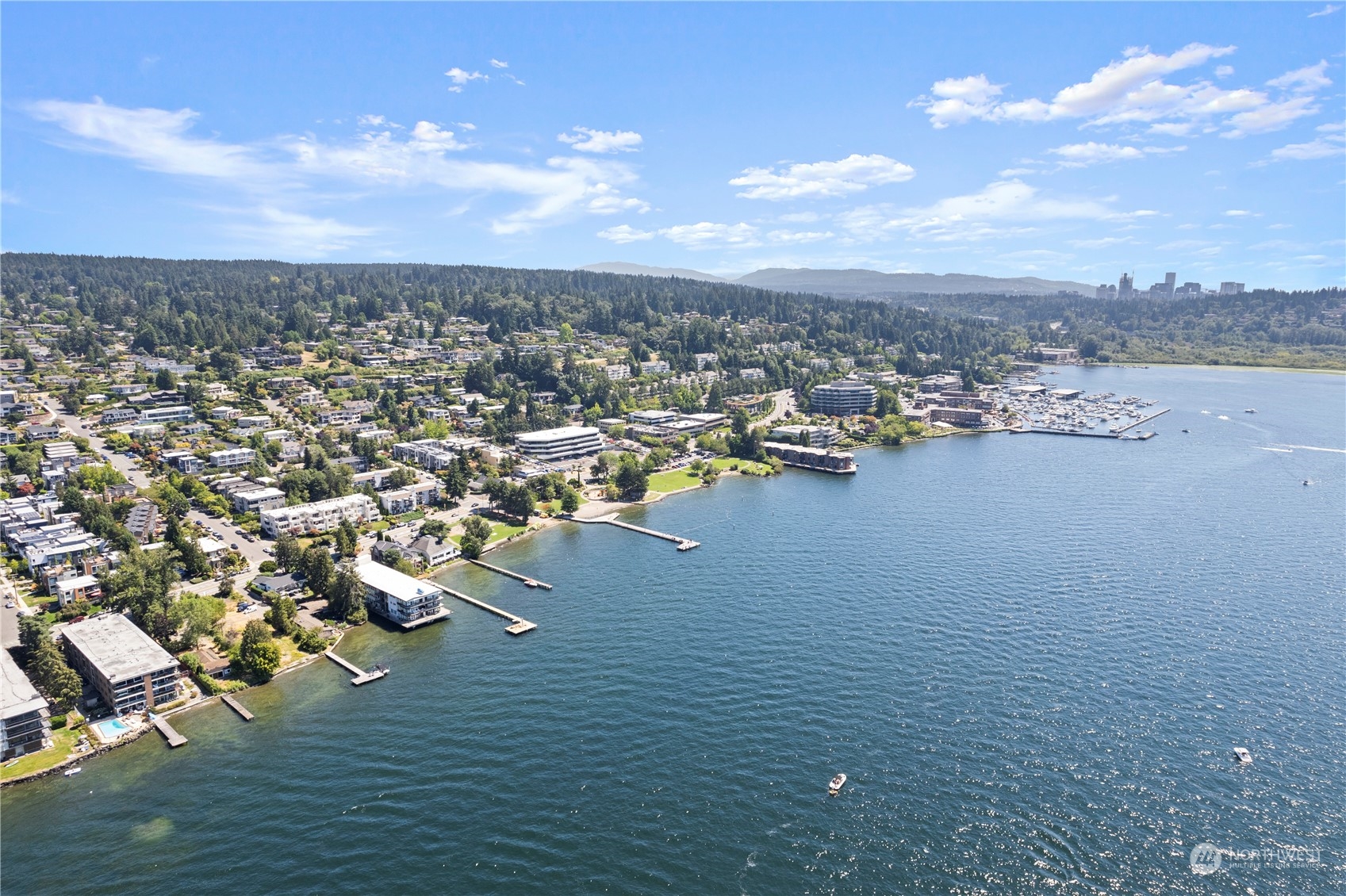 6211 Lake Washington Boulevard Property Photo 1