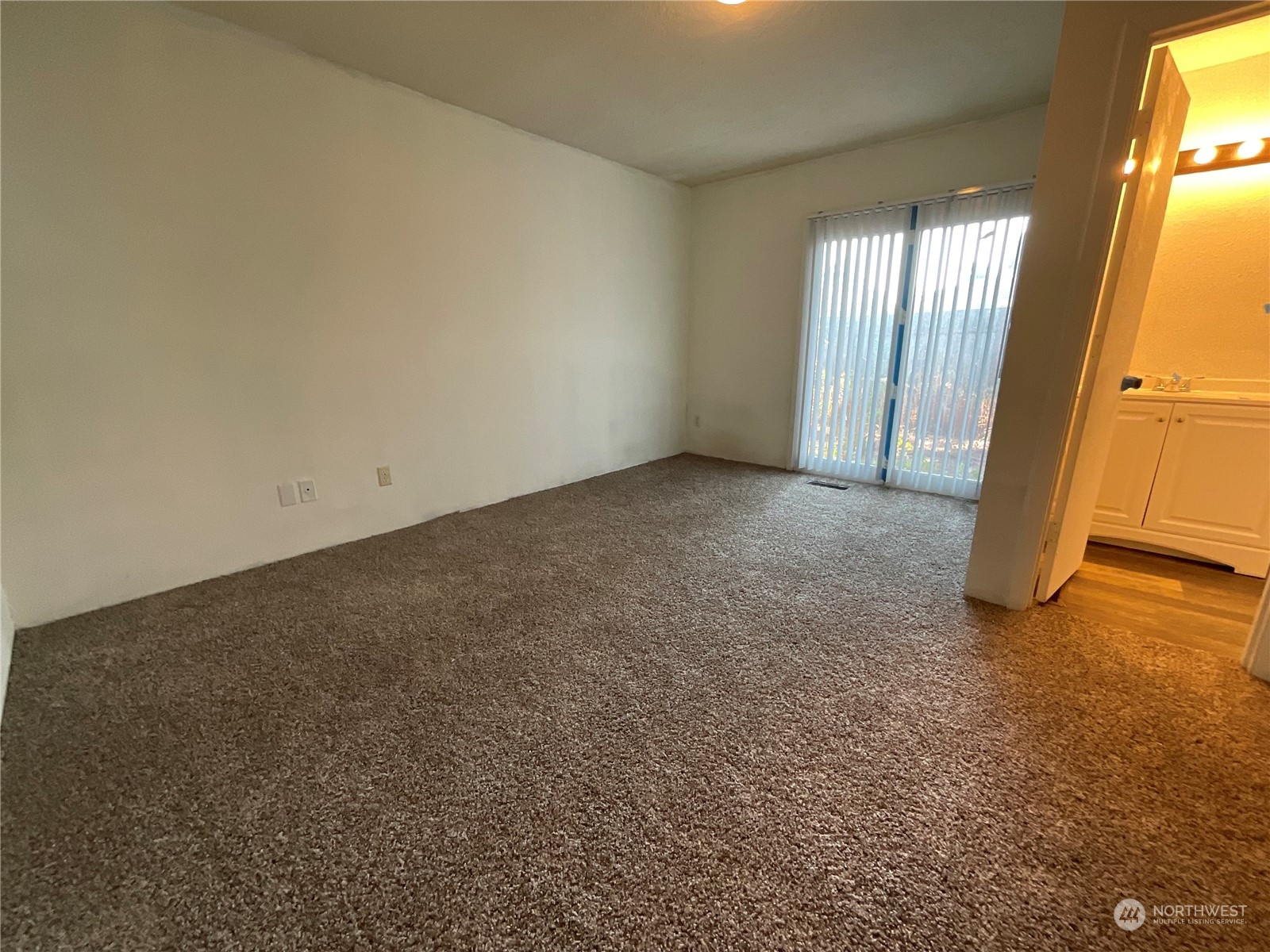 2246 34th Avenue Property Photo 12