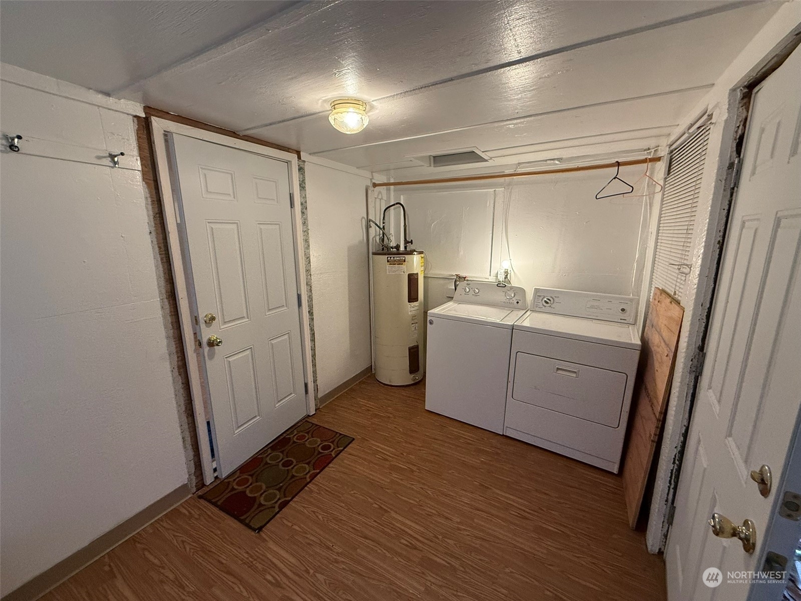 57255 State Route 20 Property Photo 6
