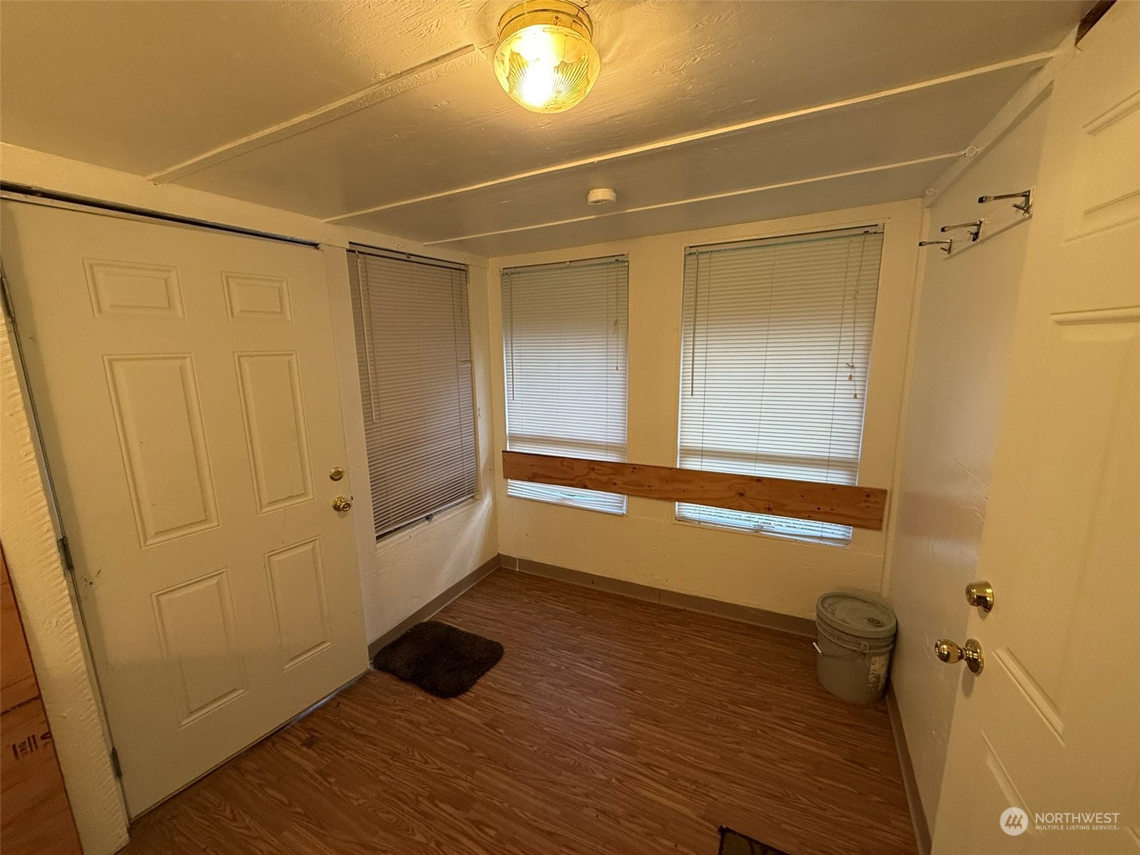 57255 State Route 20 Property Photo 7