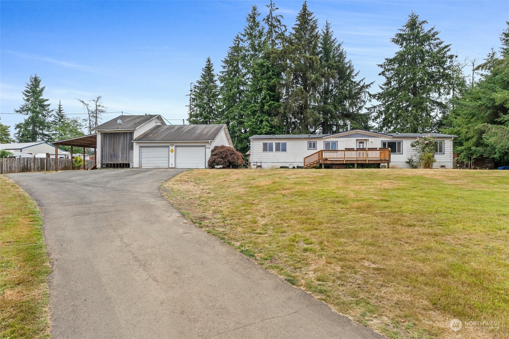 4300 Tresize Road Property Photo