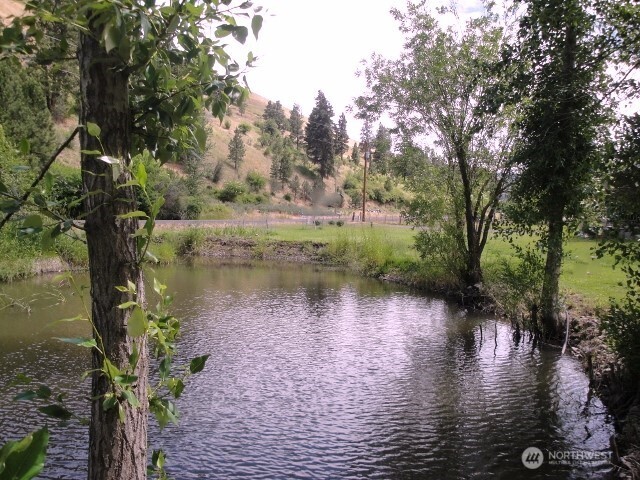 236 Wolf Fork Road Property Photo
