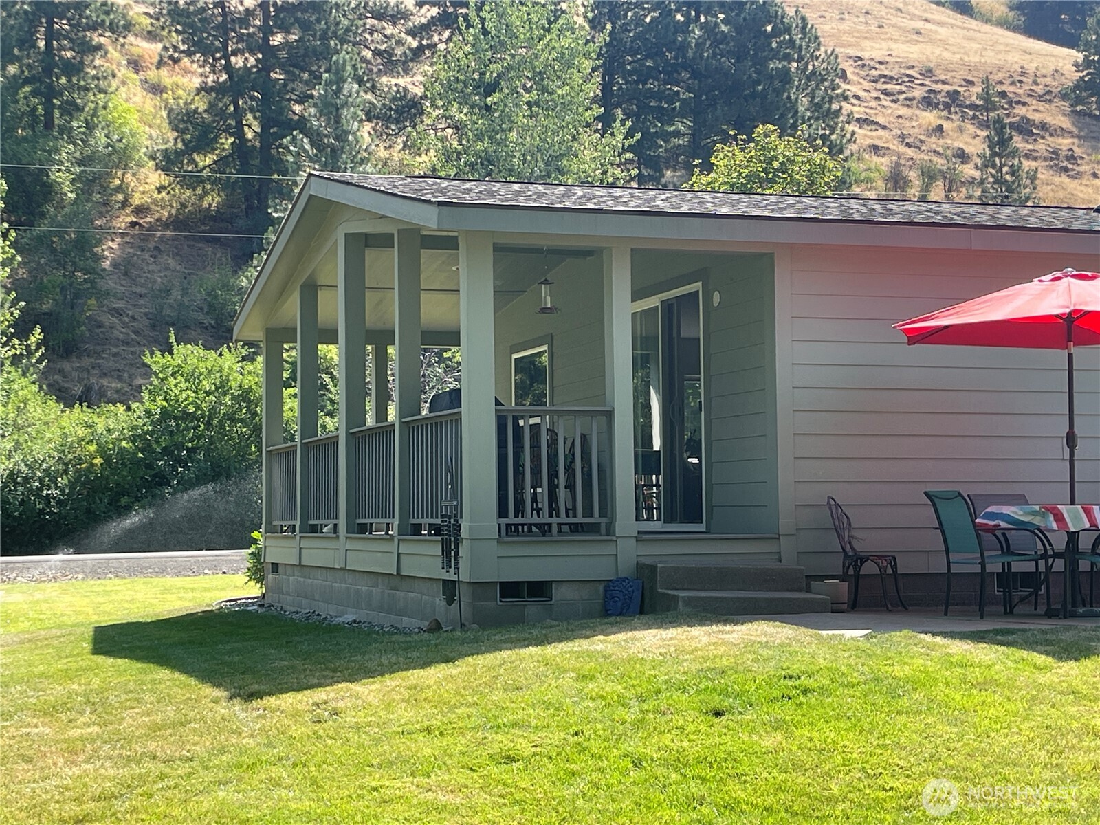 236 Wolf Fork Road Property Photo 1