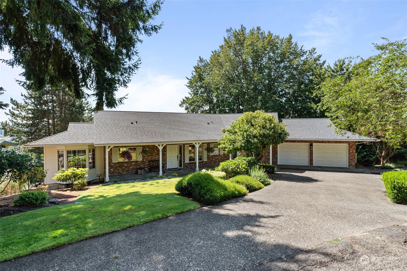 815 Se Evergreen Drive Property Photo 1