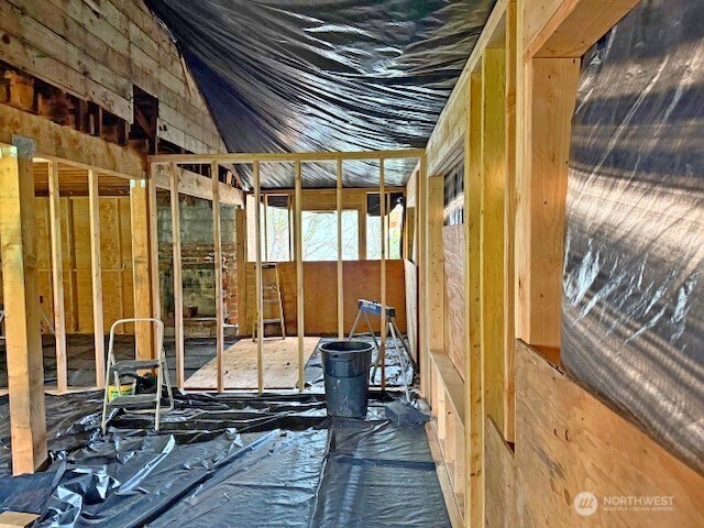 2325 Wheaton Way Property Photo 15