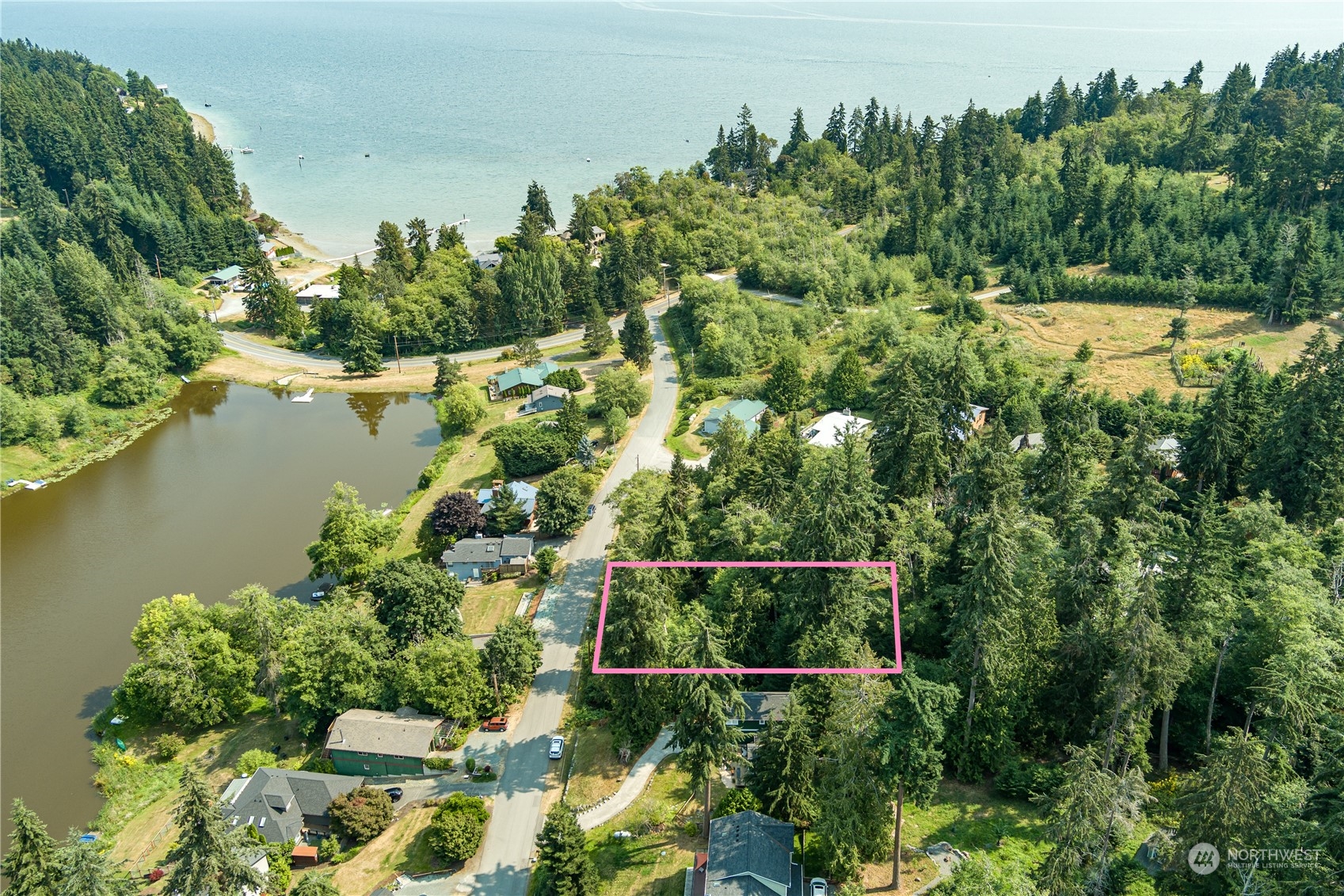 1 Xxx Honeymoon - Lake Drive Property Photo 7
