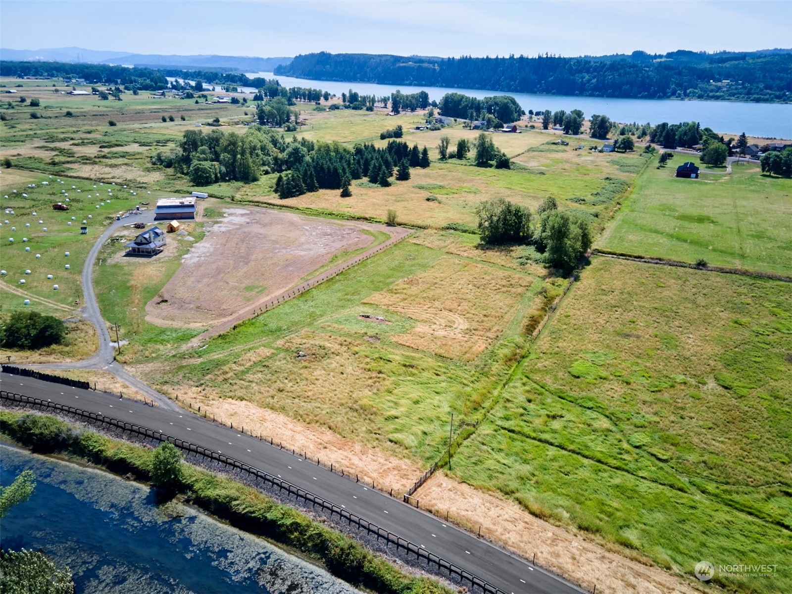 7995 Willow Grove Road Property Photo 4