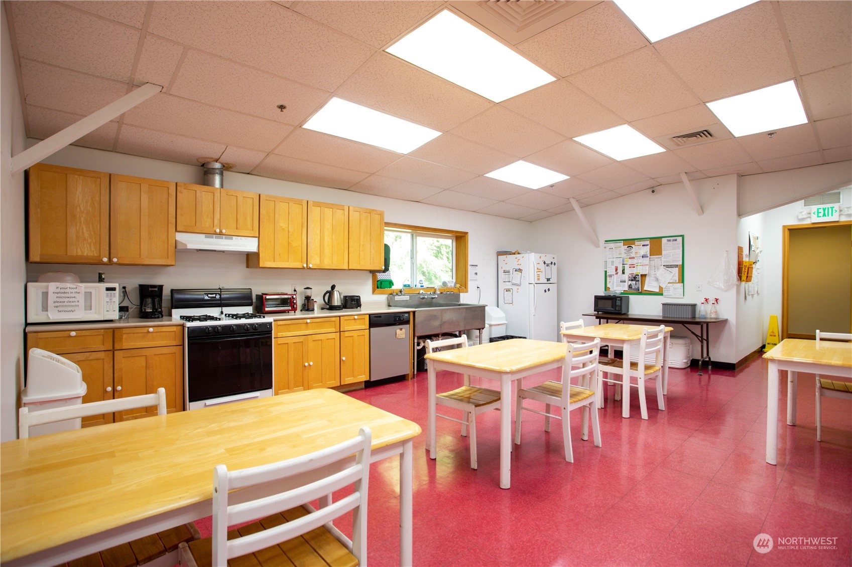 6515 Aldrich Road Property Photo 16