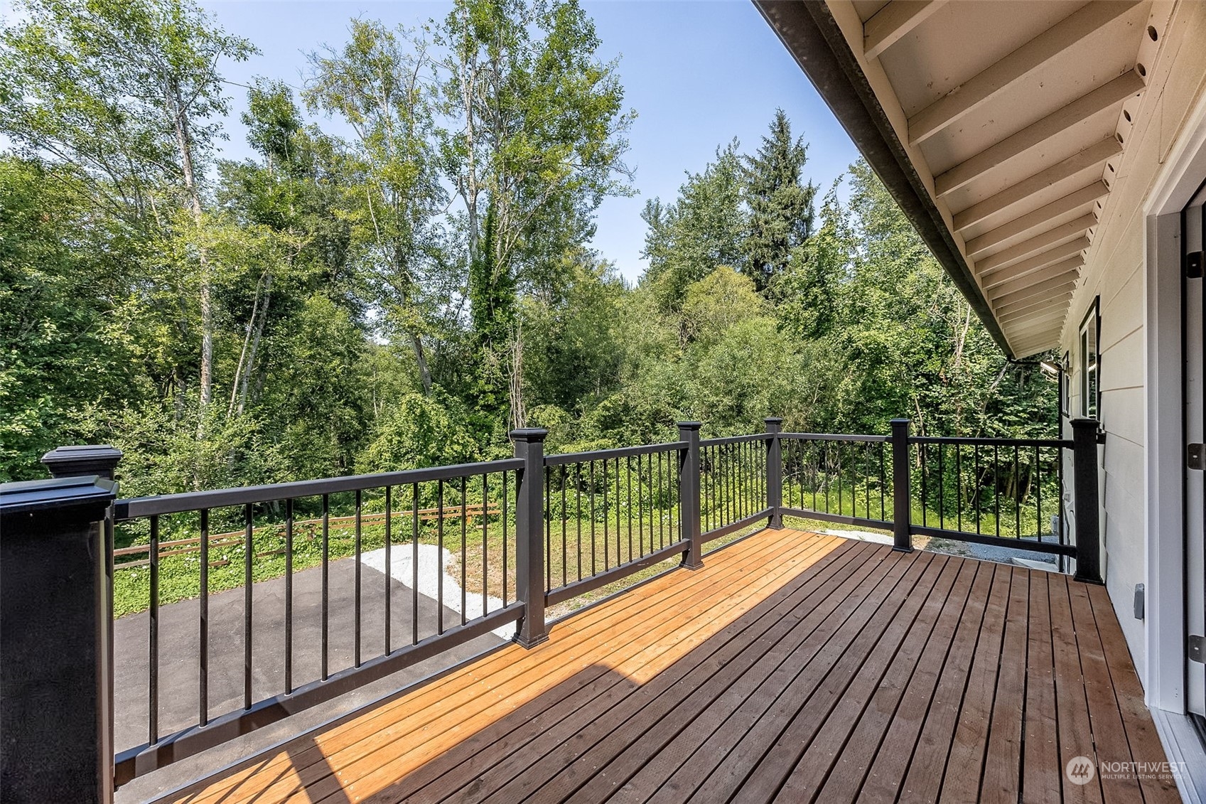3704 9th Street Property Photo 5
