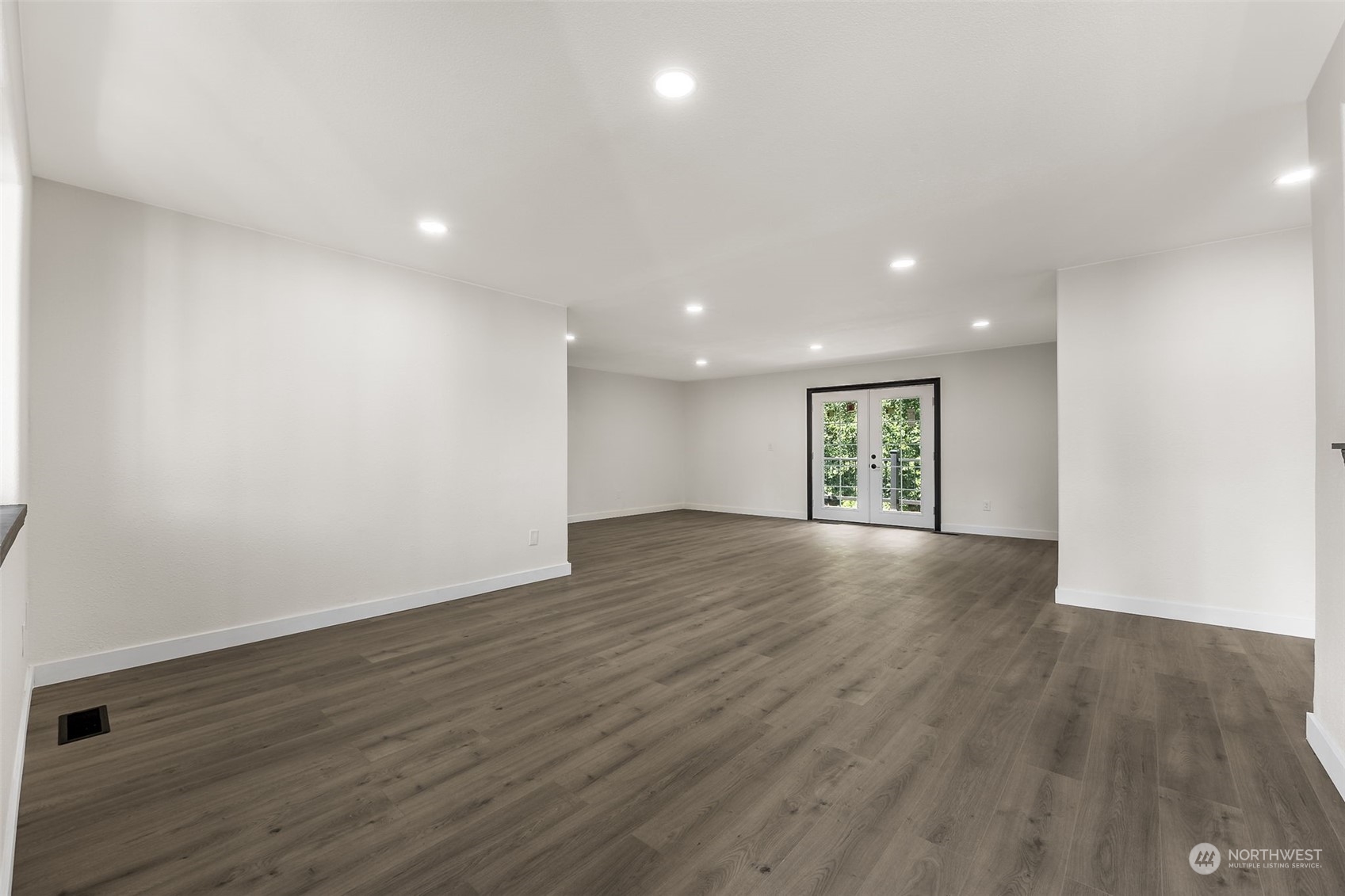 3704 9th Street Property Photo 14