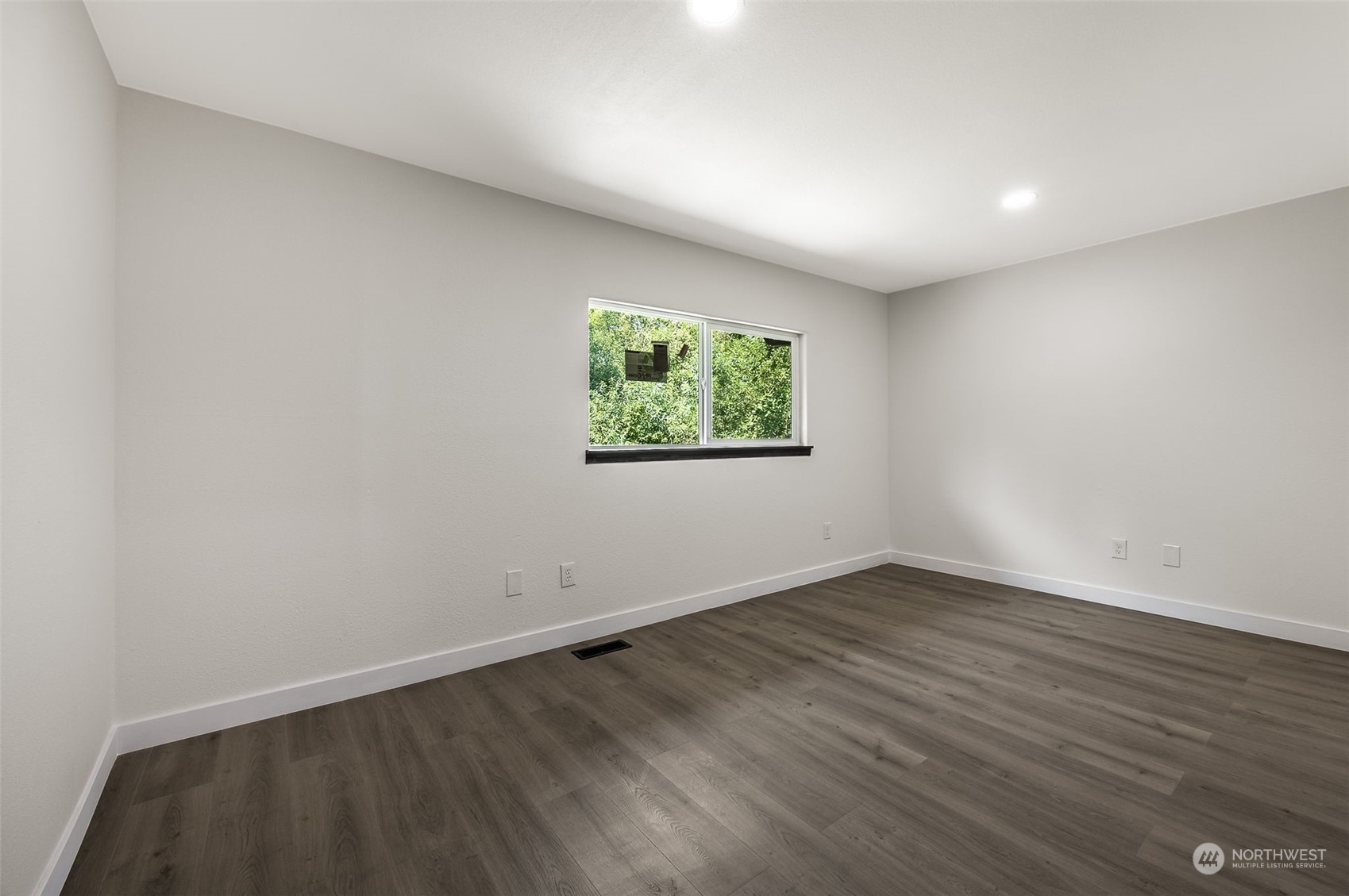 3704 9th Street Property Photo 15