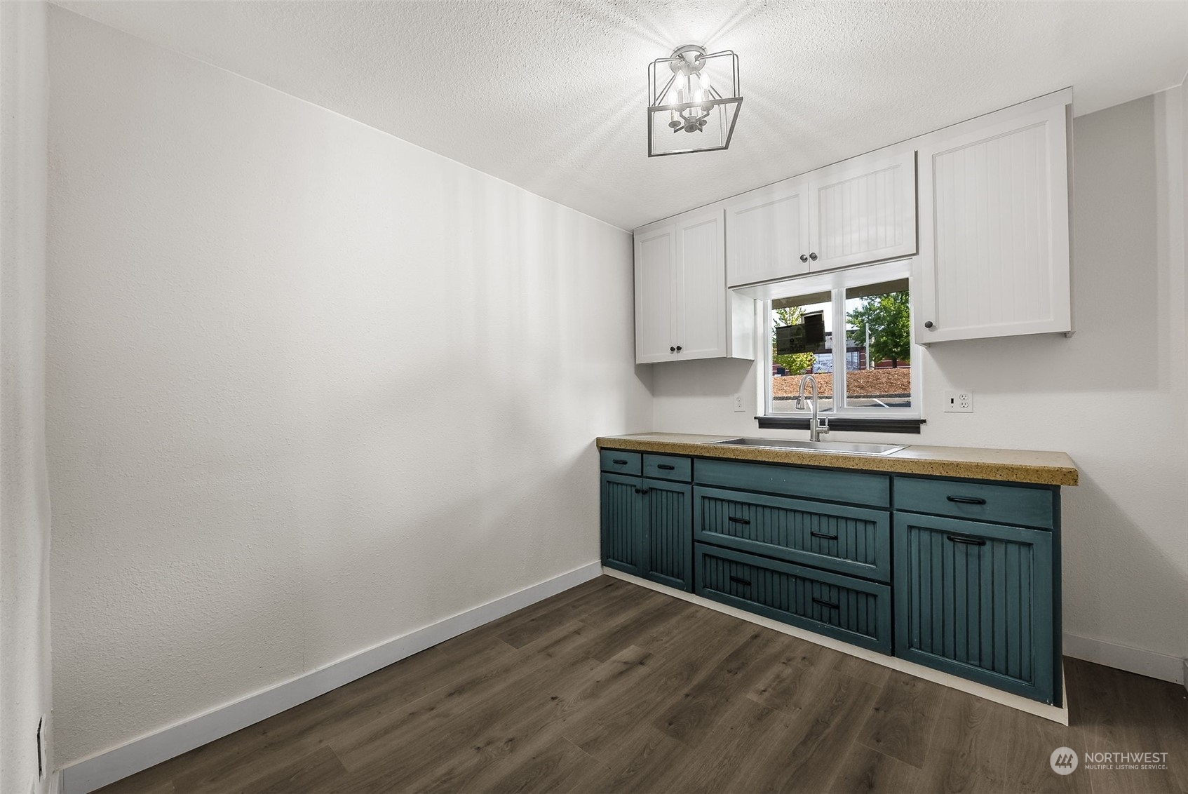 3704 9th Street Property Photo 18