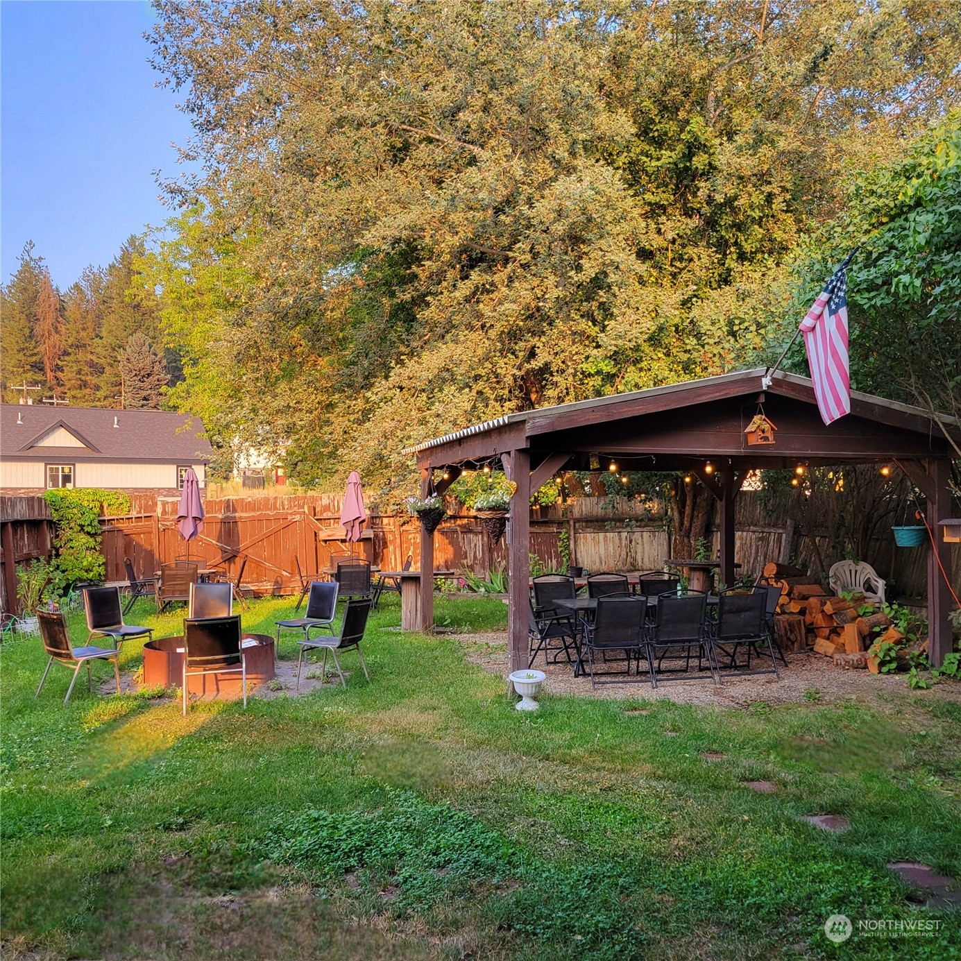 3075 3rd Ave Property Photo 17