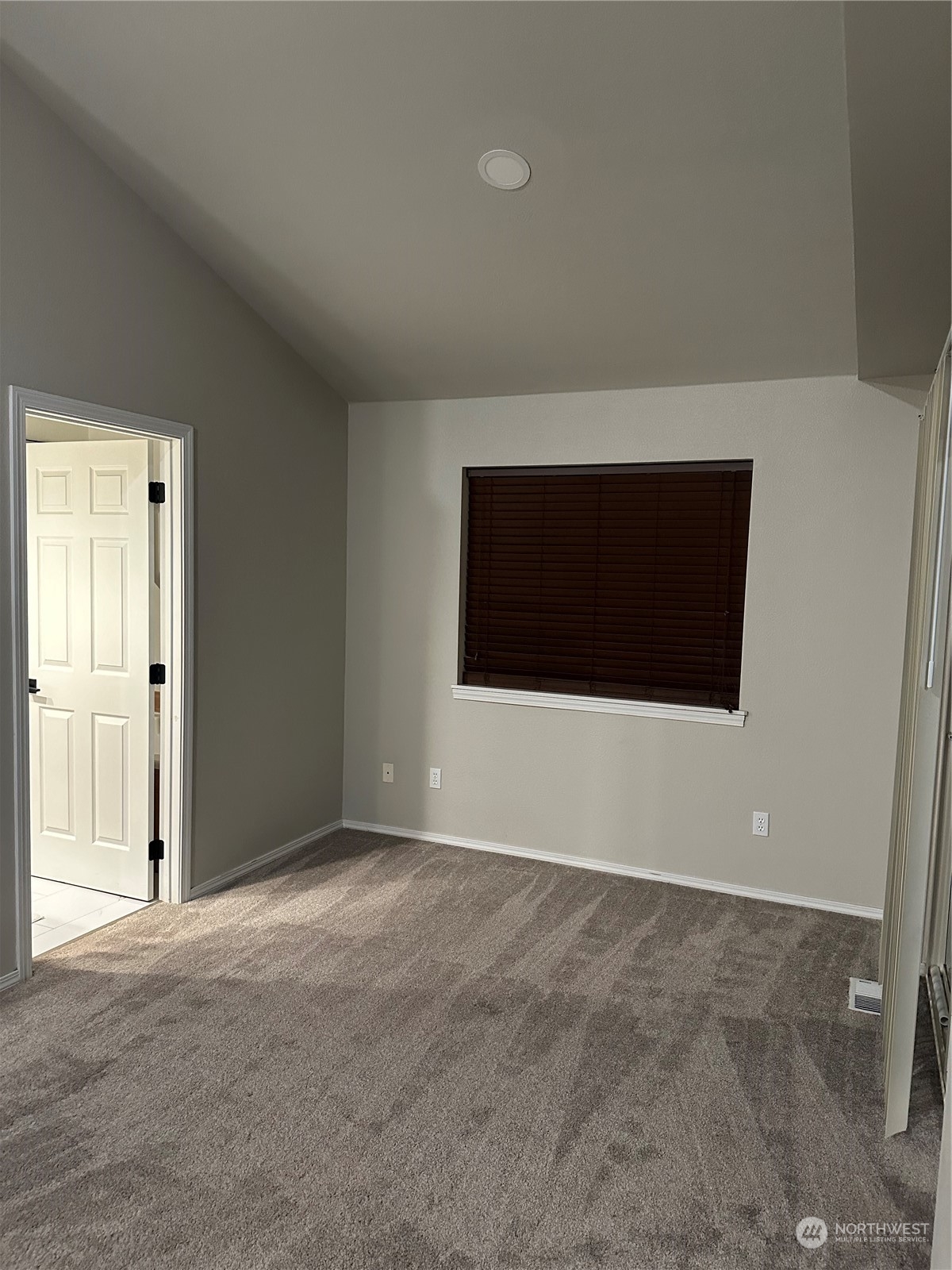 5268 Aaron Place Property Photo 18