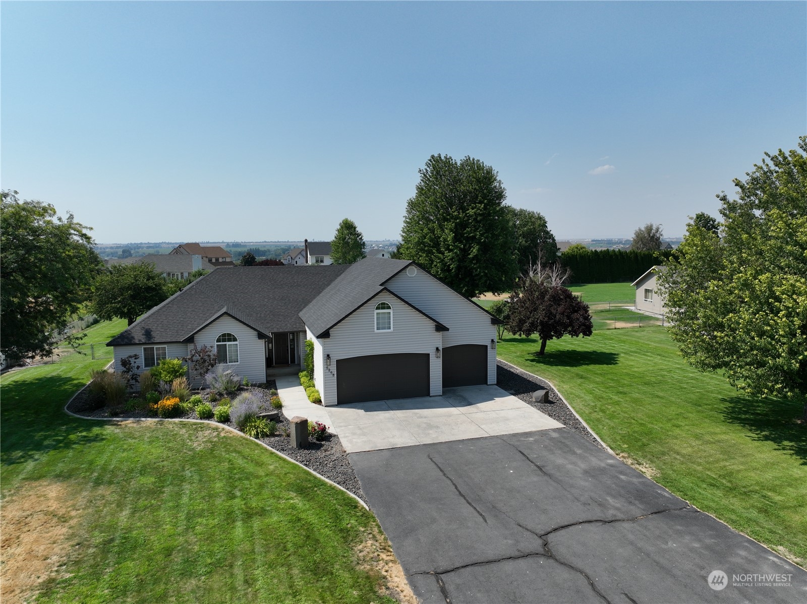 5268 Aaron Place Property Photo 22