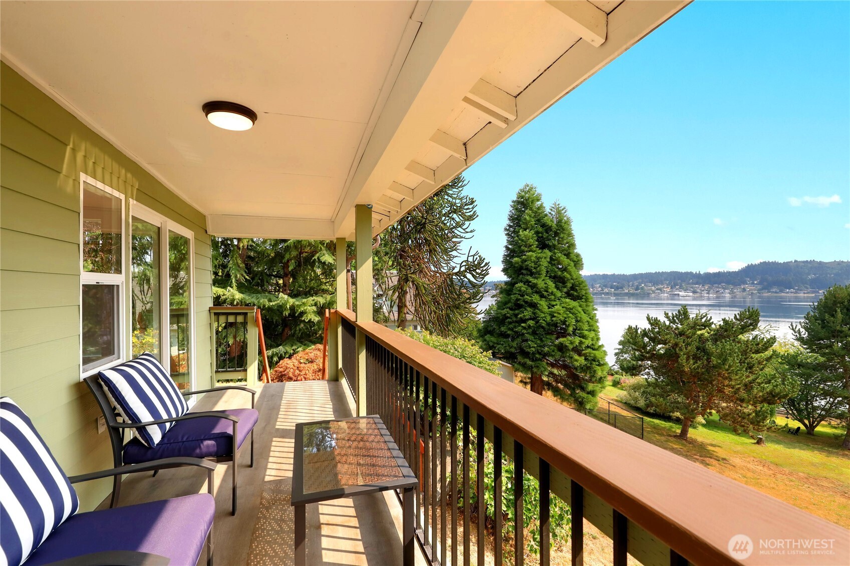 17198 Viking Way Property Photo