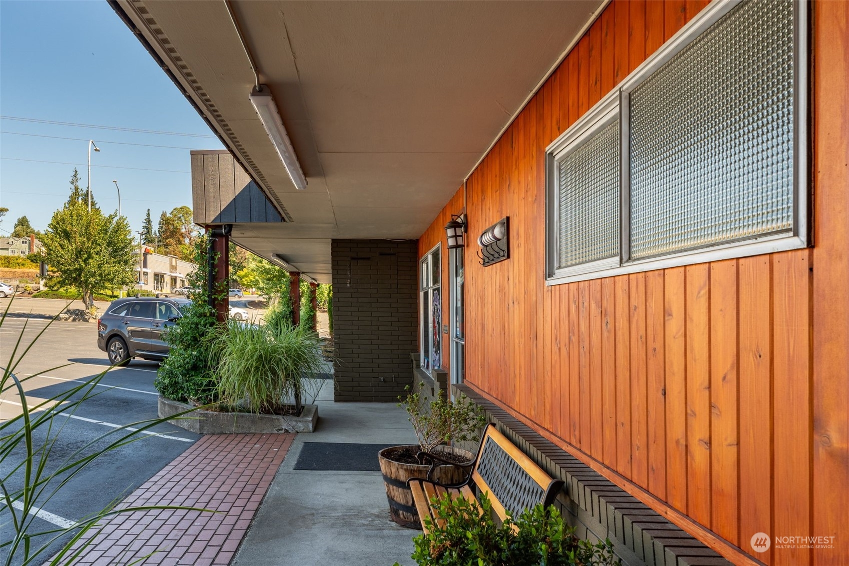 3421 Kitsap Way Property Photo 7