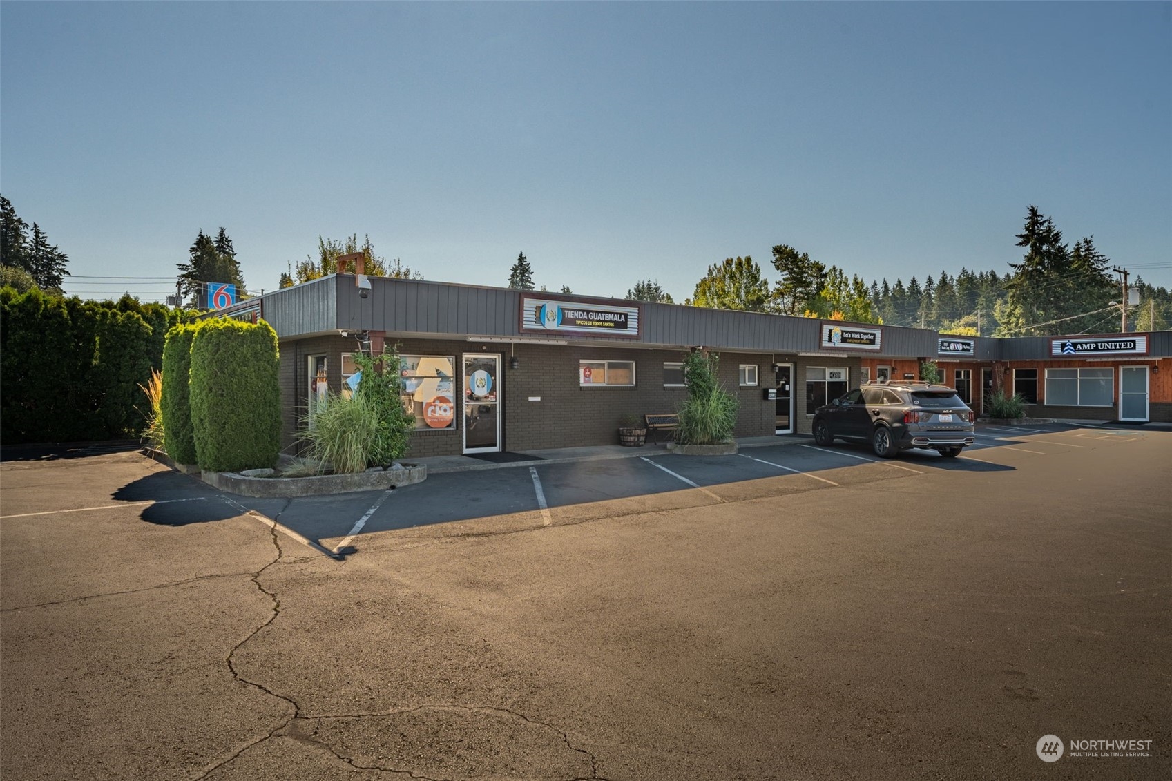 3421 Kitsap Way Property Photo 8