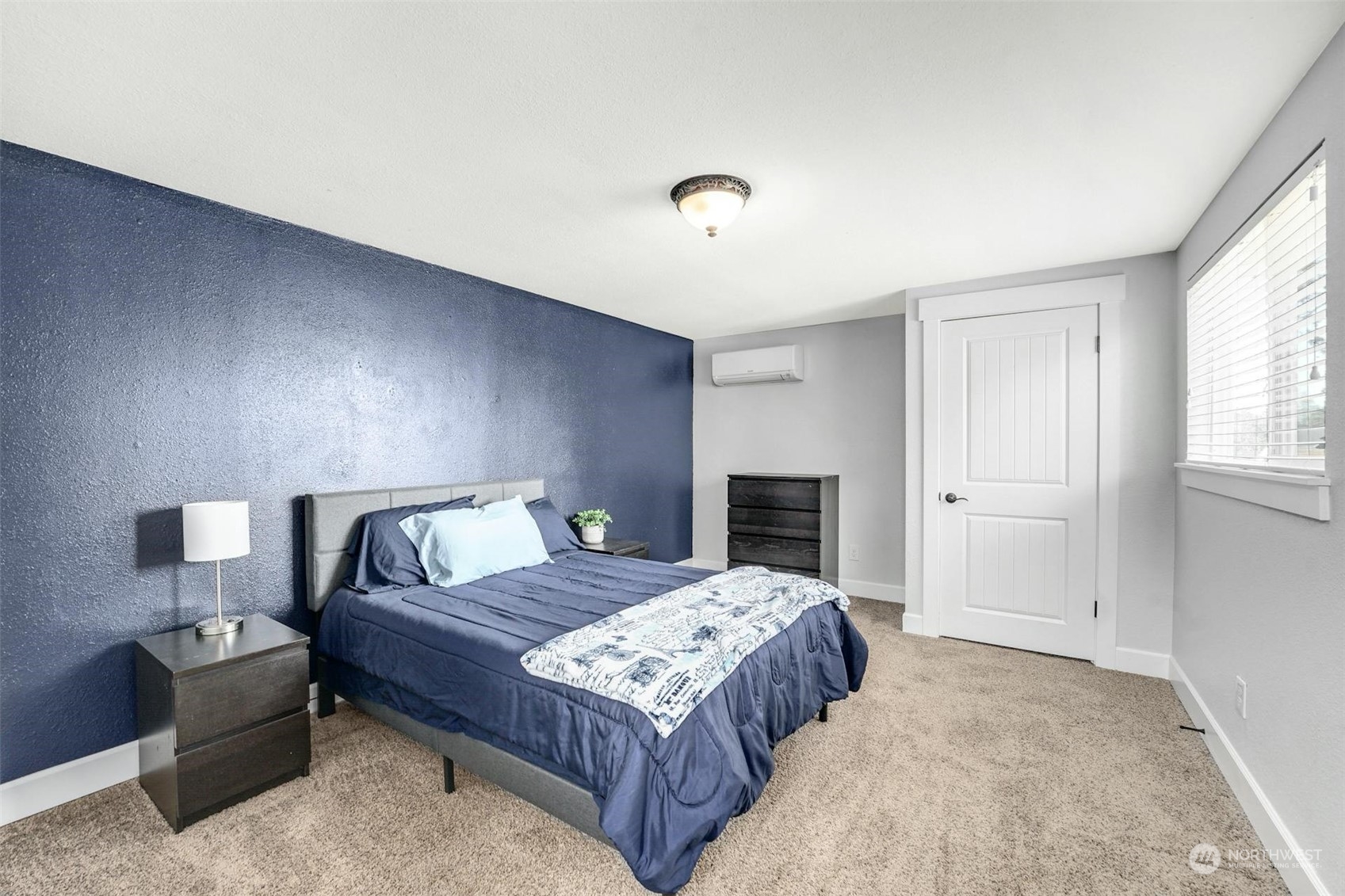 6905 Vickery Avenue Property Photo 20