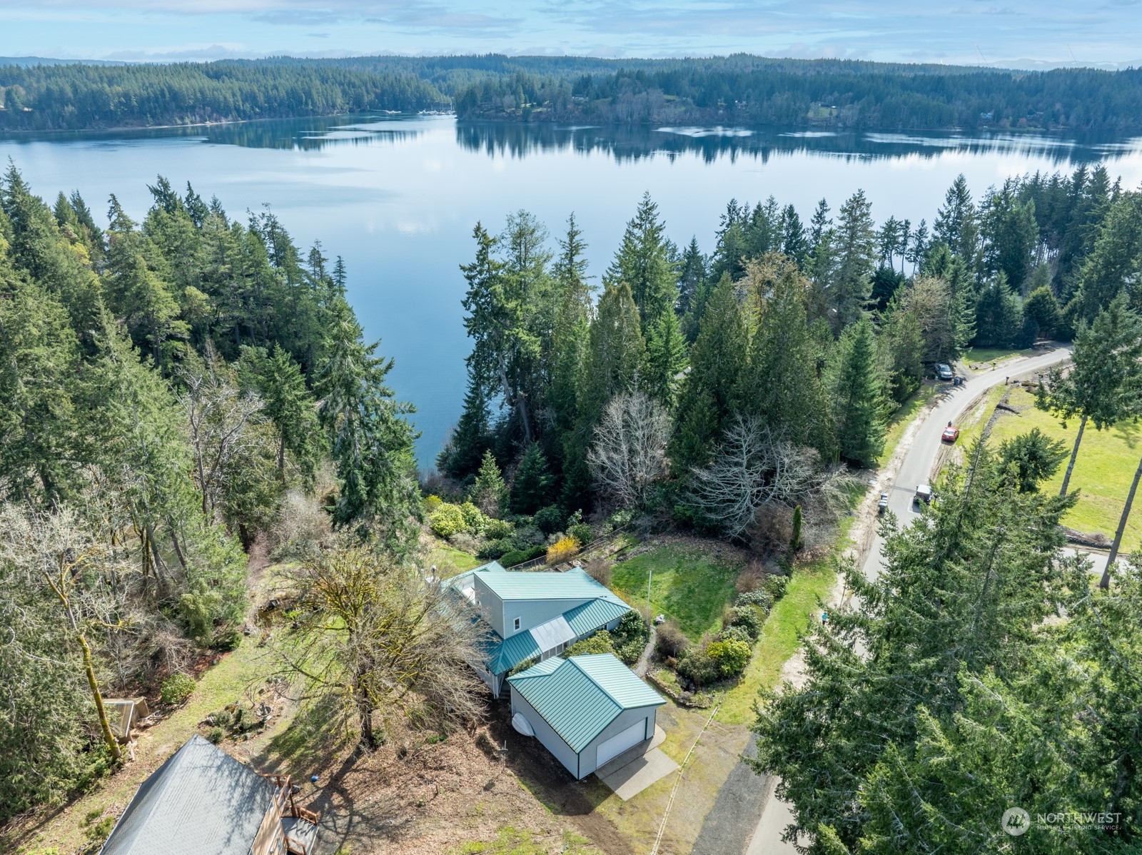 151 E Robbins Road Property Photo