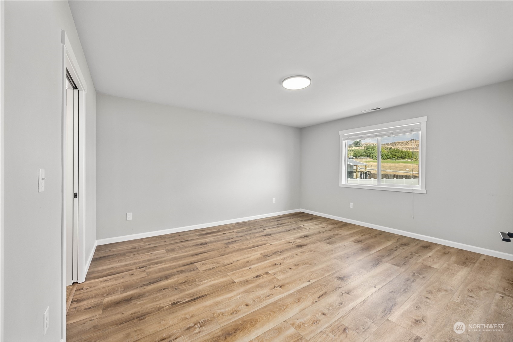 130 Summer Breeze Road Property Photo 13