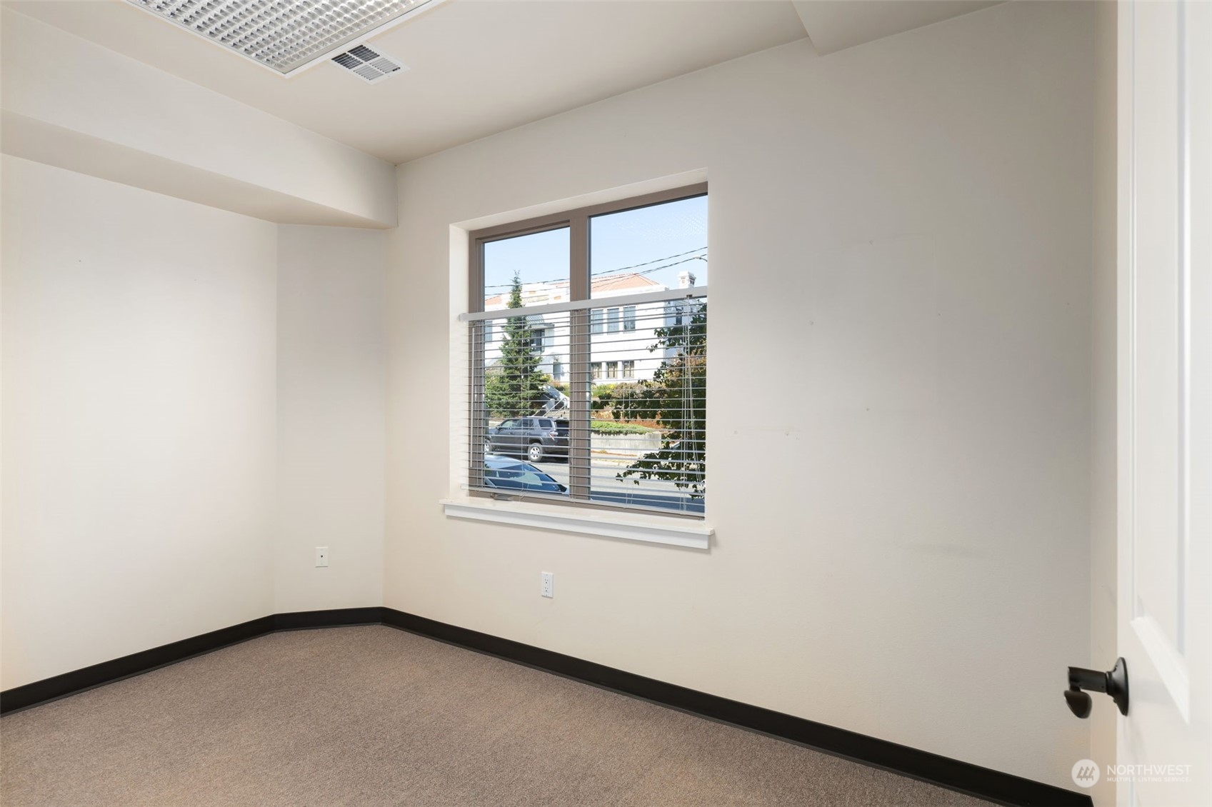 1215 Lawrence Street 101 Property Photo 29
