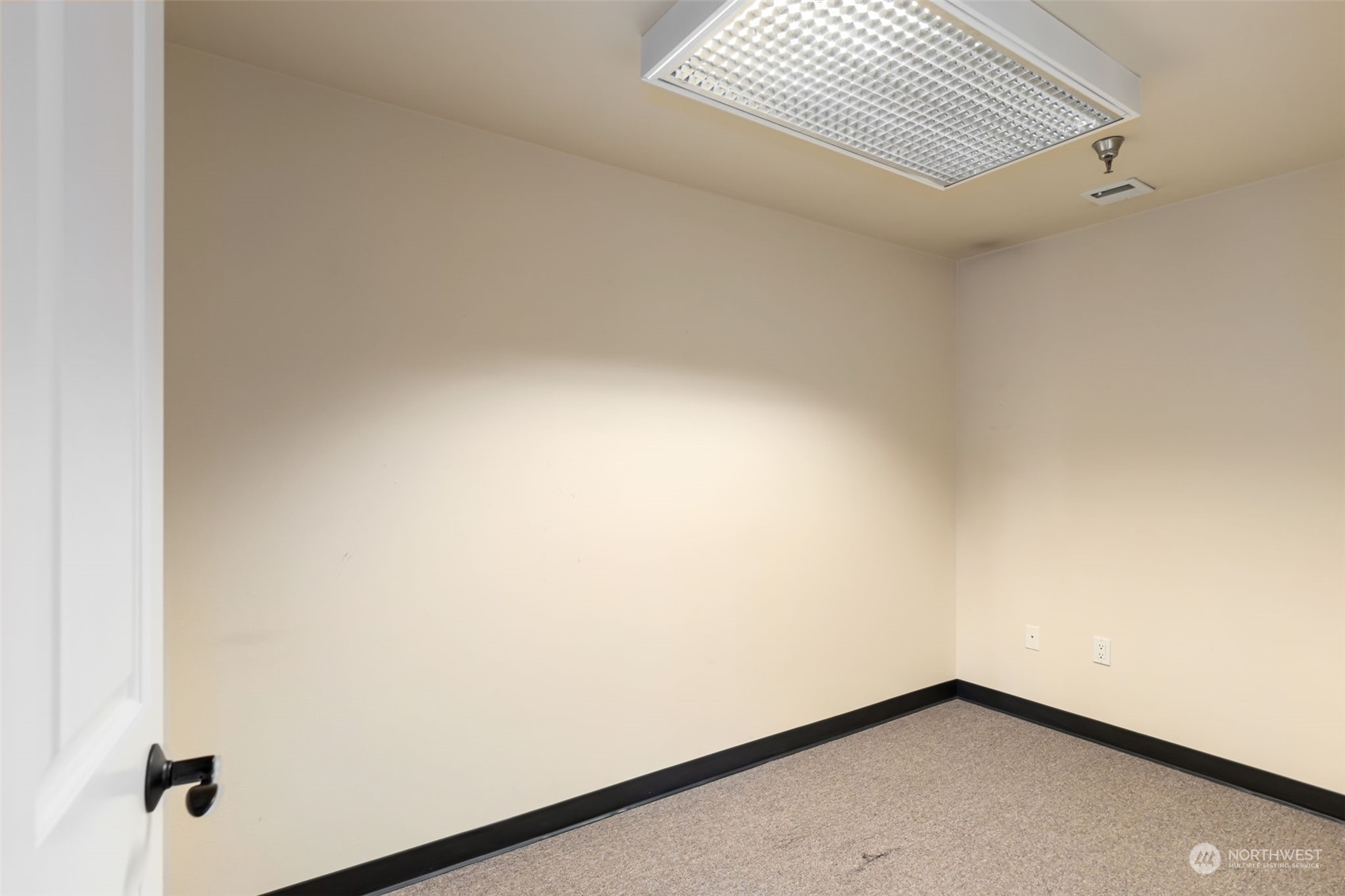 1215 Lawrence Street 101 Property Photo 31