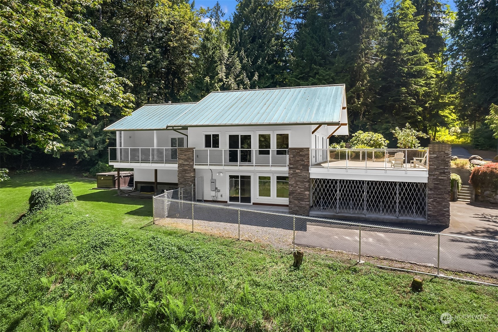 1722 264th Avenue Property Photo 3