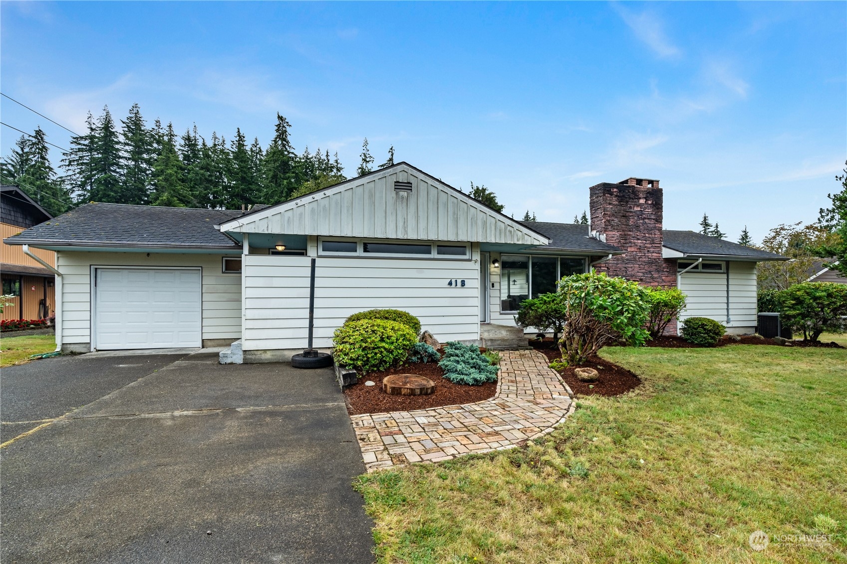 418 Linkshire Drive Property Photo