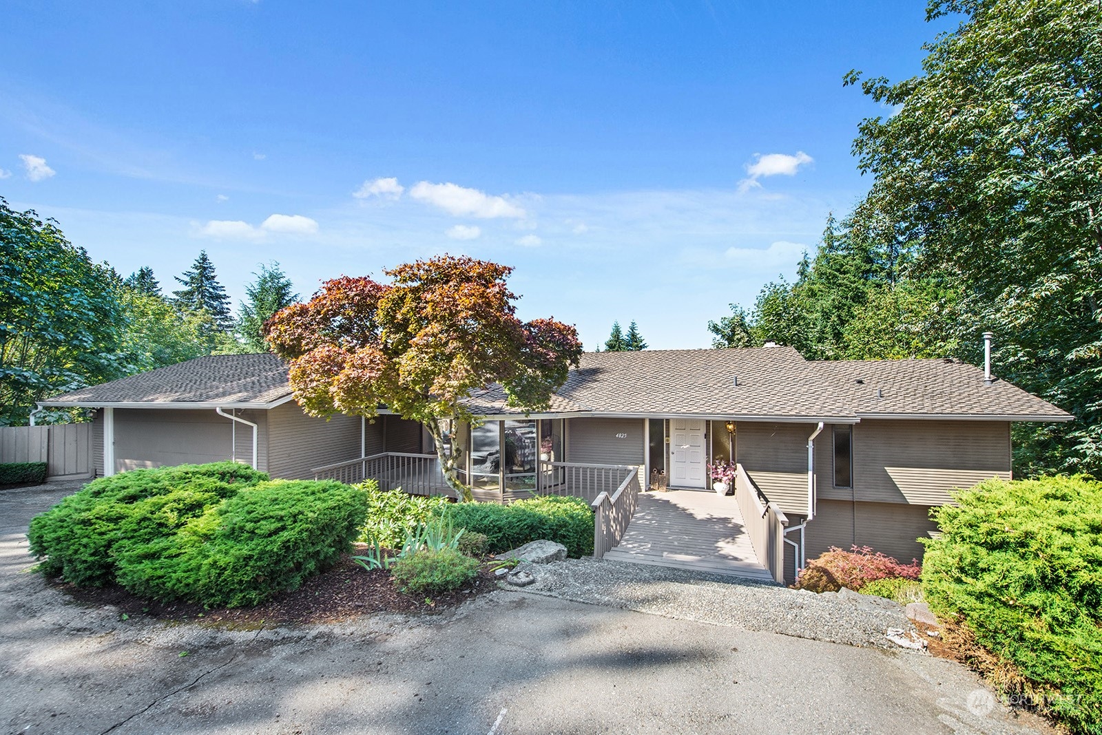 4825 88th Avenue Property Photo