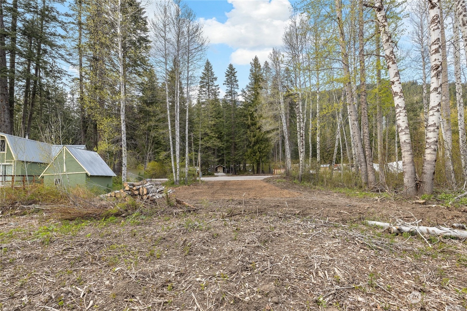 18203 Sunland Property Photo 3
